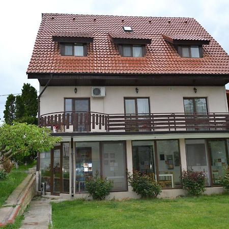 Villa Siret Sendreni Екстер'єр фото