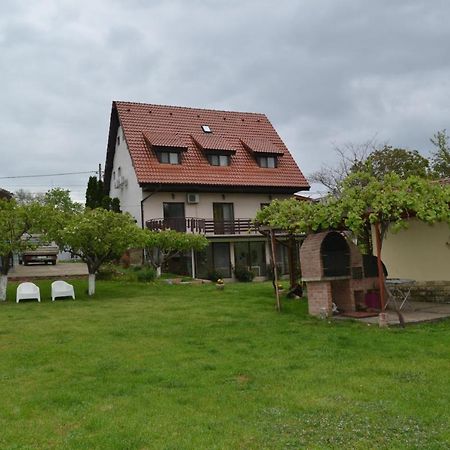 Villa Siret Sendreni Екстер'єр фото