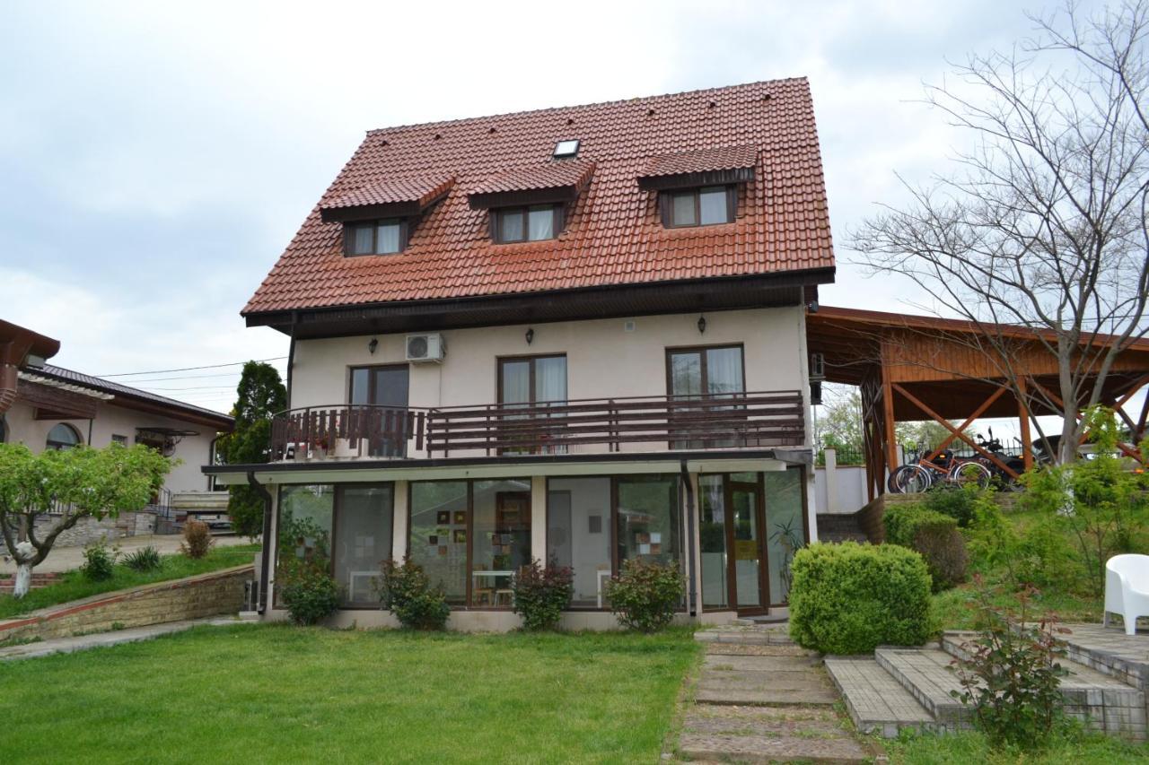 Villa Siret Sendreni Екстер'єр фото