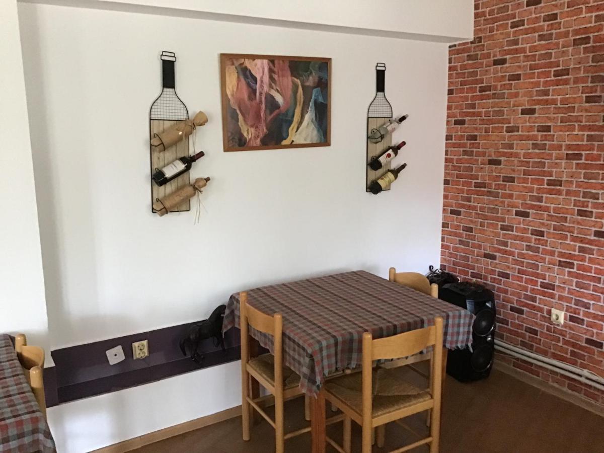 Villa Siret Sendreni Екстер'єр фото