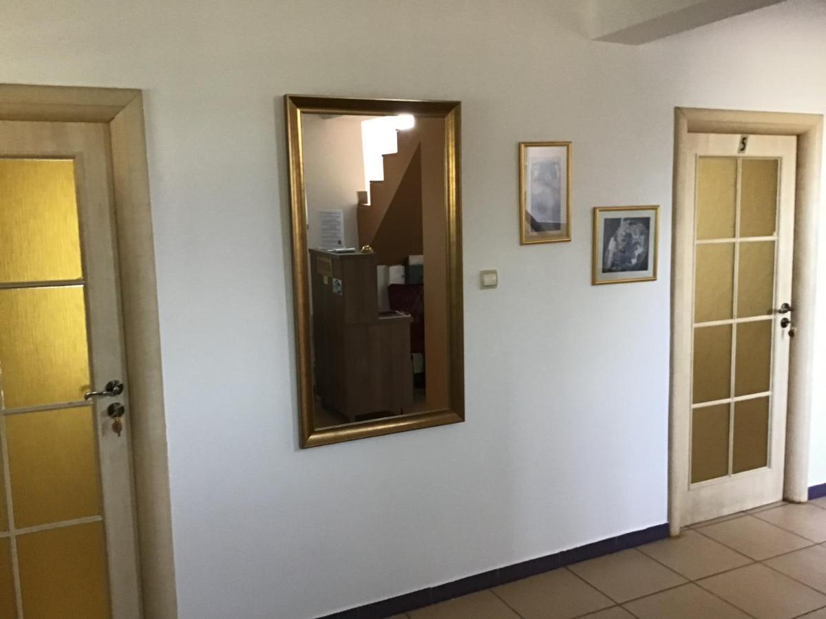 Villa Siret Sendreni Екстер'єр фото